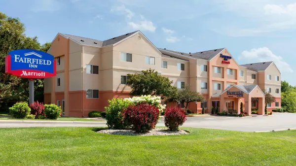Fairfield Inn Racine image