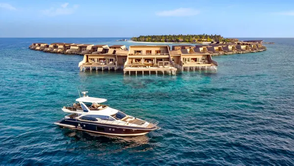 The St. Regis Maldives Vommuli Resort photo