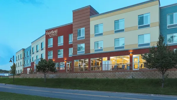Fairfield Inn & Suites Marquette photo