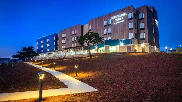 SpringHill Suites by Marriott The Dunes On Monterey Bay photo