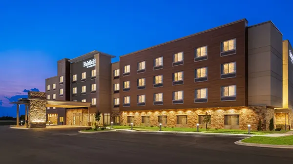Fairfield Inn & Suites Baraboo photo