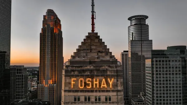 W Minneapolis – The Foshay photo