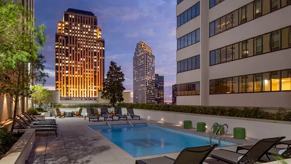 Aloft New Orleans Downtown image