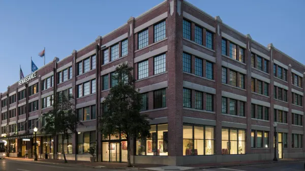 Renaissance New Orleans Arts Warehouse District Hotel photo