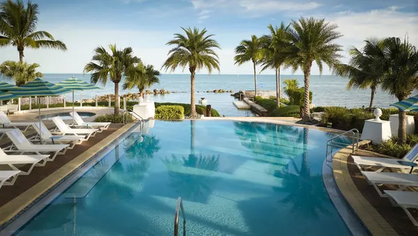 Courtyard Faro Blanco Resort photo