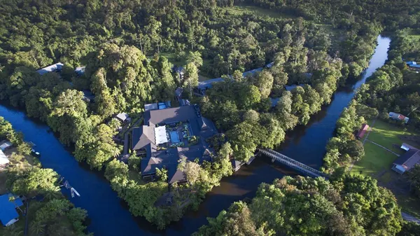 Mulu Marriott Resort & Spa photo