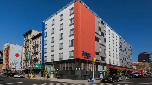 Fairfield Inn & Suites New York Manhattan/Downtown East image