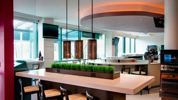 Courtyard New York JFK Airport image