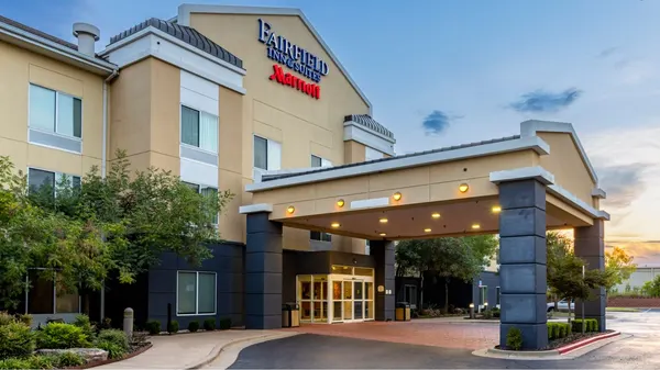 Fairfield Inn & Suites Edmond image