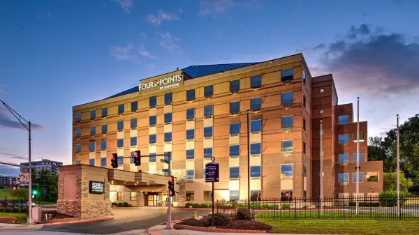 Four Points by Sheraton Omaha Midtown image