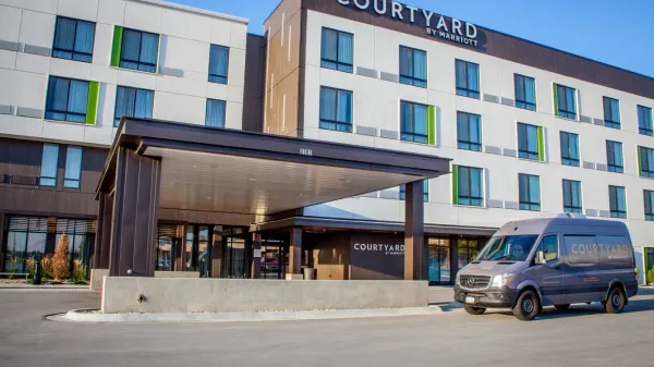 Courtyard Omaha East/Council Bluffs, IA photo