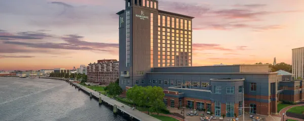 Renaissance Portsmouth-Norfolk Waterfront Hotel photo