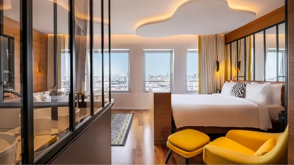 Renaissance Paris Republique Hotel image