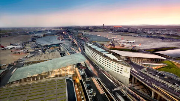 Sheraton Paris Charles de Gaulle Airport Hotel image