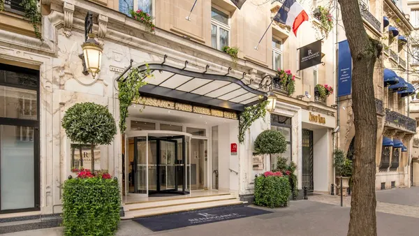 Renaissance Paris Nobel Tour Eiffel Hotel image