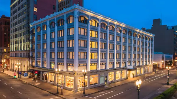 Hi-Lo Hotel, Autograph Collection image