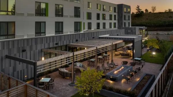 Courtyard Portland East photo