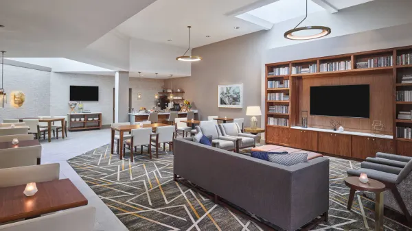 Sheraton Portland Airport Hotel image