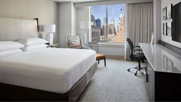 Philadelphia Marriott Downtown photo