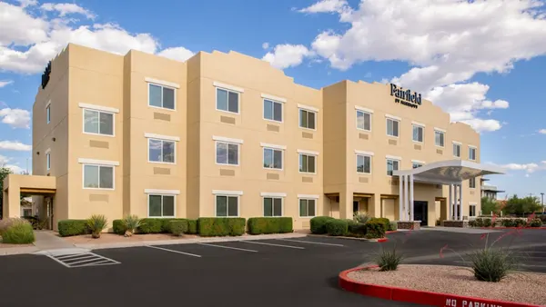 Fairfield Inn & Suites Scottsdale Old Town image