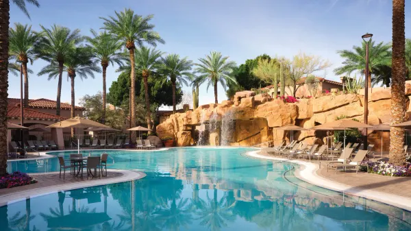 Sheraton Desert Oasis Villas, Scottsdale image