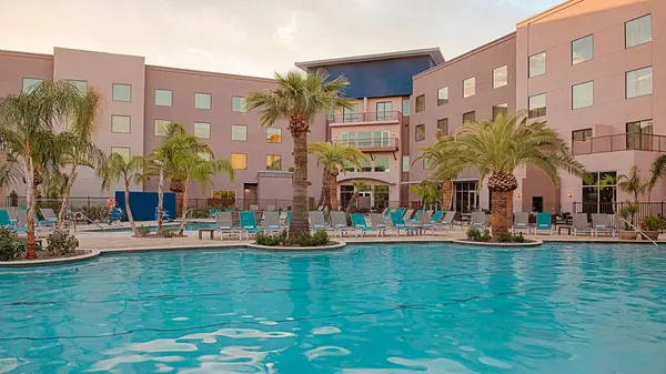 Sheraton Mesa Hotel at Wrigleyville West image