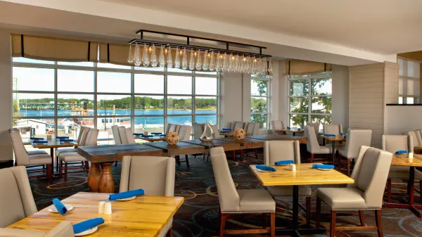 Sheraton Portsmouth Harborside Hotel photo