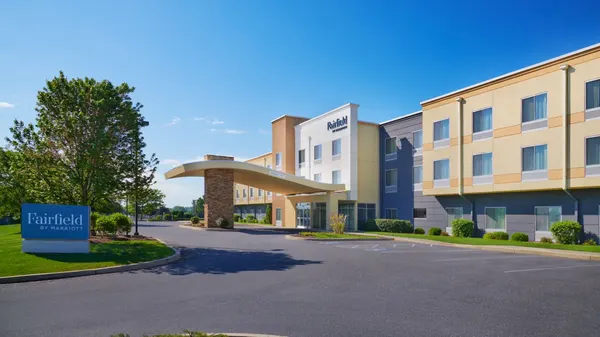Fairfield Inn & Suites Reading Wyomissing image