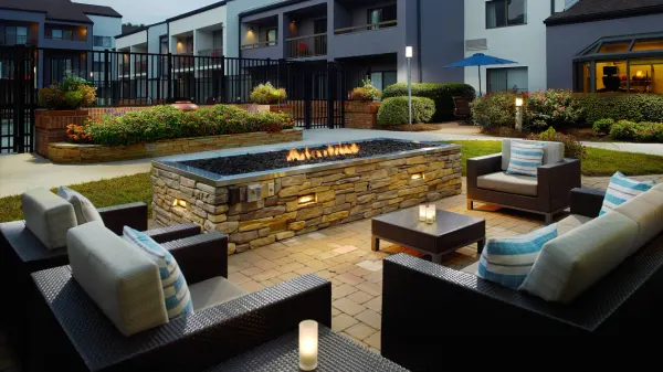 Courtyard Raleigh Midtown image