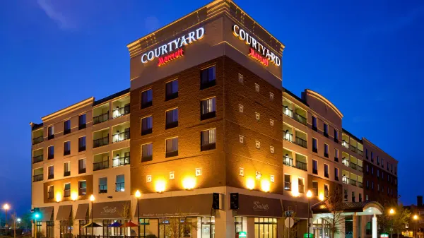Courtyard Rochester Mayo Clinic Area/Saint Marys photo