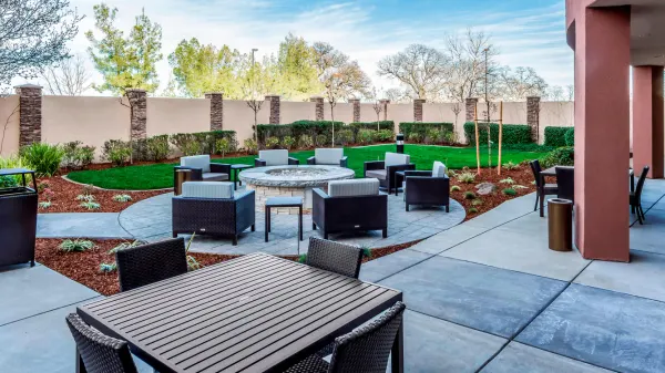 Courtyard Roseville Galleria Mall/Creekside Ridge Drive image