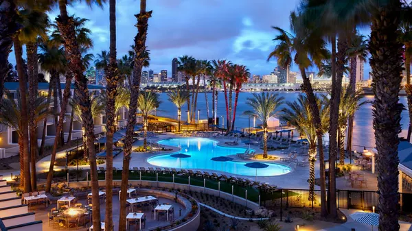 Coronado Island Marriott Resort & Spa image