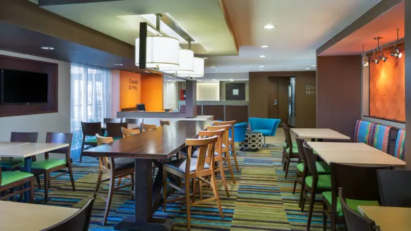 Fairfield Inn & Suites San Antonio Airport/North Star Mall image
