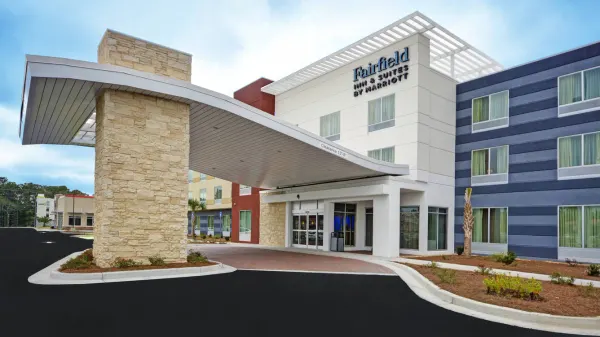 Fairfield Inn & Suites Savannah SW/Richmond Hill image