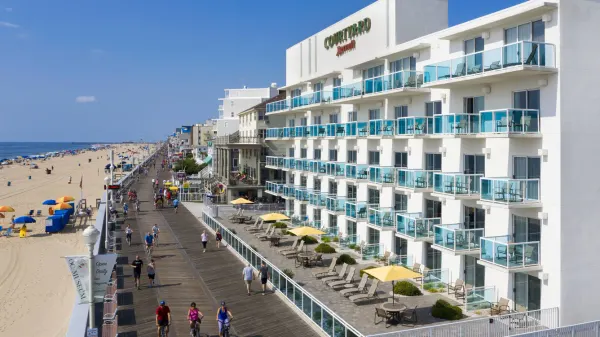 Courtyard Ocean City Oceanfront photo