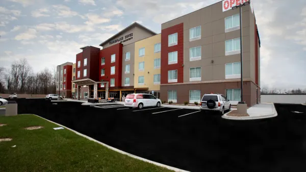 TownePlace Suites by Marriott Louisville Airport image