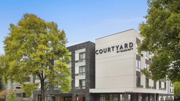 Courtyard Seattle Northgate photo
