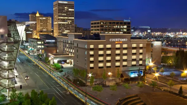 Courtyard Tacoma Downtown photo
