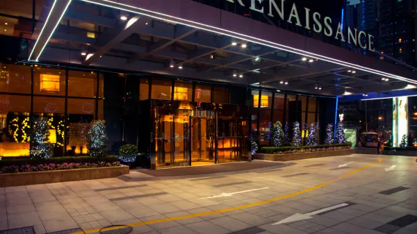 Renaissance Shanghai Zhongshan Park Hotel image
