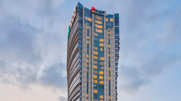 Shanghai Marriott Marquis City Centre image