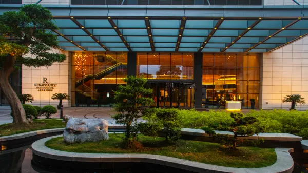 Renaissance Shanghai Putuo Hotel image
