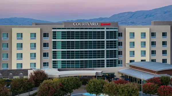Courtyard San Jose North/Silicon Valley image