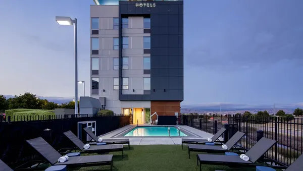 Aloft Santa Clara photo