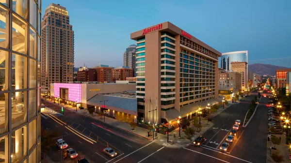 Salt Lake Marriott Downtown at City Creek photo