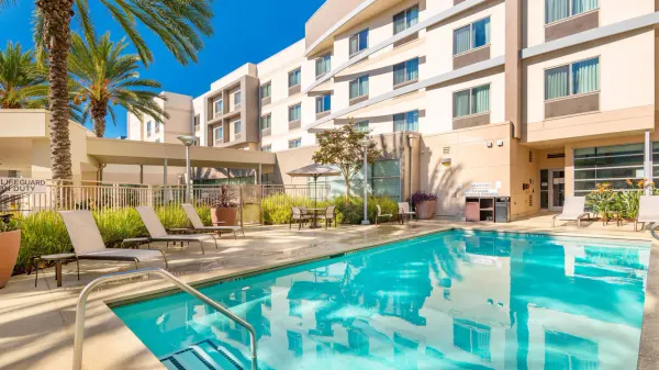 Courtyard Santa Ana Orange County image