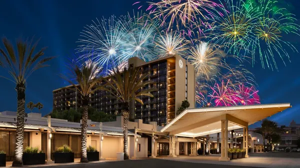Sheraton Park Hotel at the Anaheim Resort image