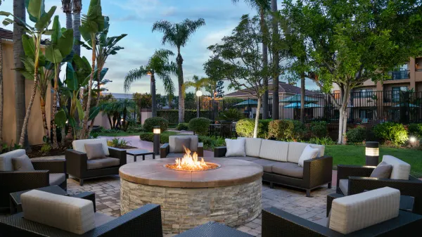 Courtyard Costa Mesa South Coast Metro image