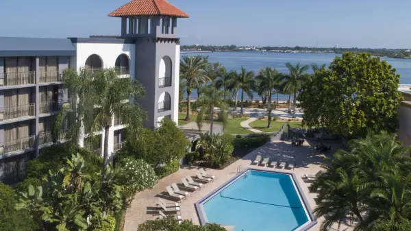 Courtyard Bradenton Sarasota/Riverfront photo