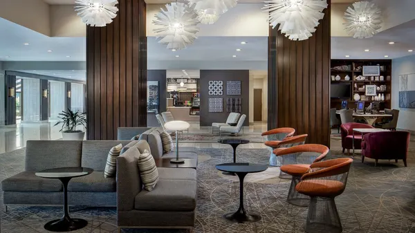 Marriott St. Louis Airport photo