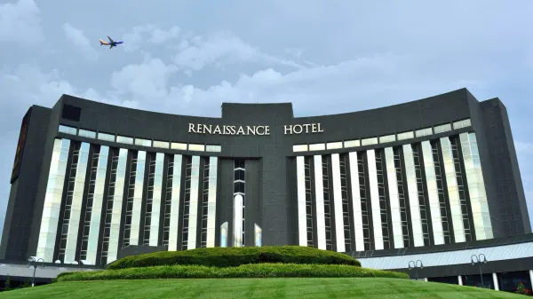 Renaissance St. Louis Airport Hotel photo